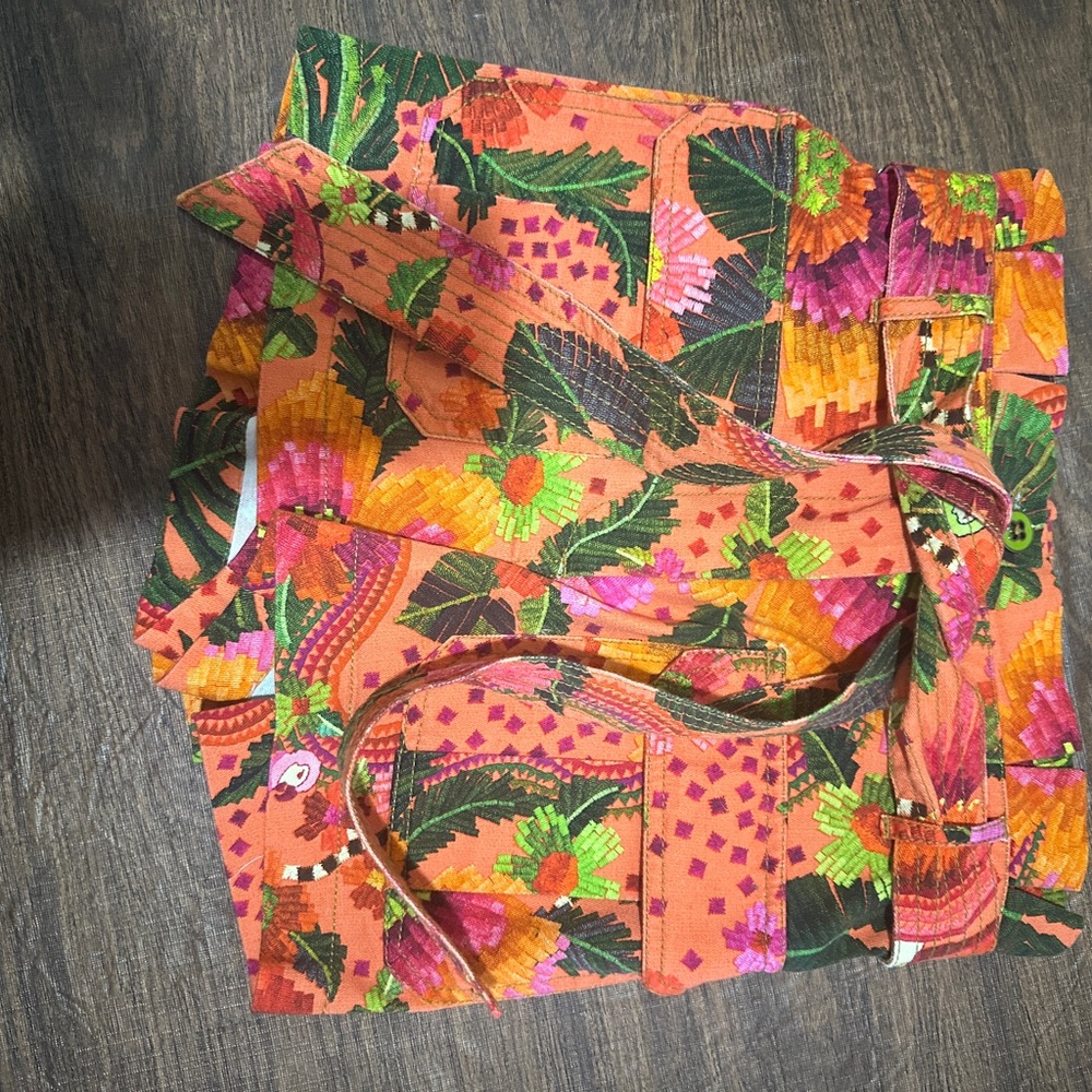 Farm Rio Women's High Rise Paperbag Shorts in Orange Blooming Garden Size: XS - Picture 6 of 13